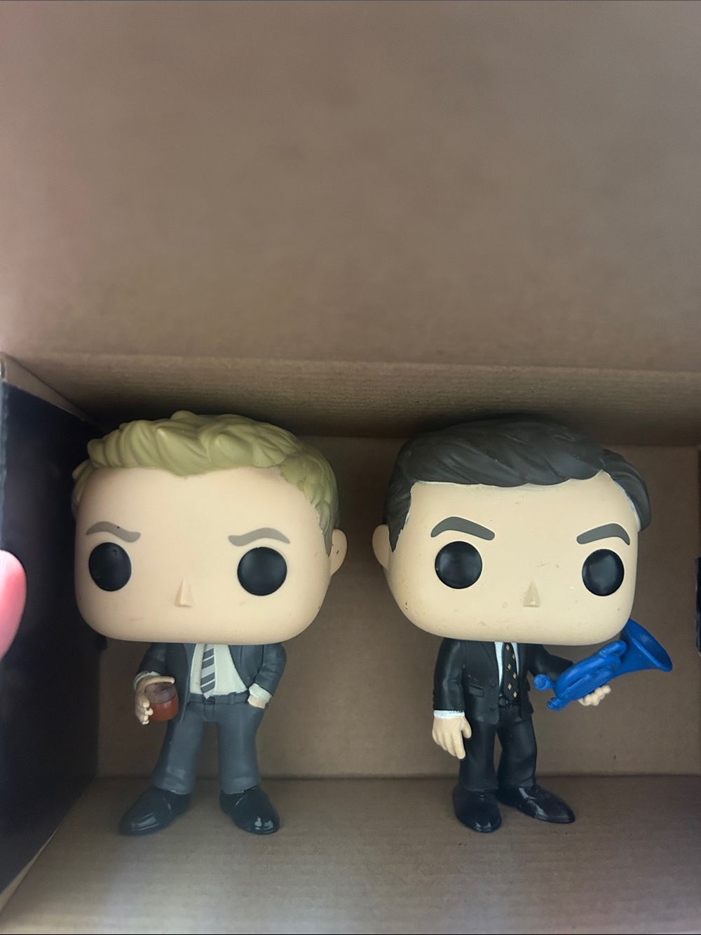 How I Met Your Mother pair — Barney Stinson and Ted Mosby